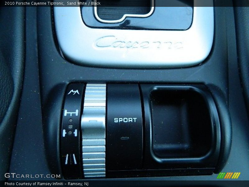Sand White / Black 2010 Porsche Cayenne Tiptronic