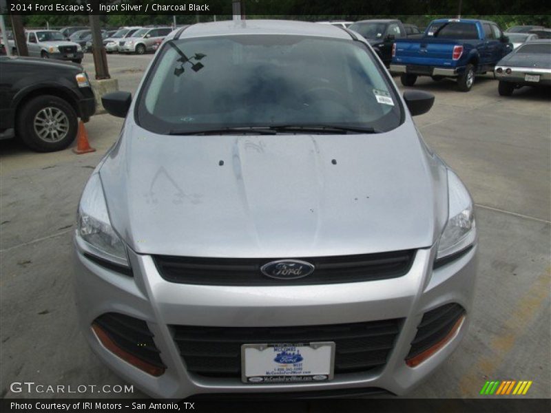 Ingot Silver / Charcoal Black 2014 Ford Escape S