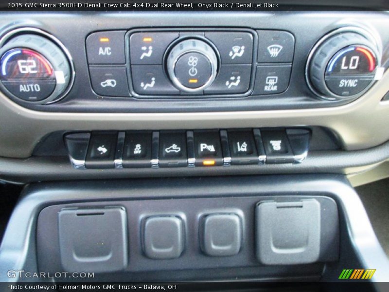 Onyx Black / Denali Jet Black 2015 GMC Sierra 3500HD Denali Crew Cab 4x4 Dual Rear Wheel