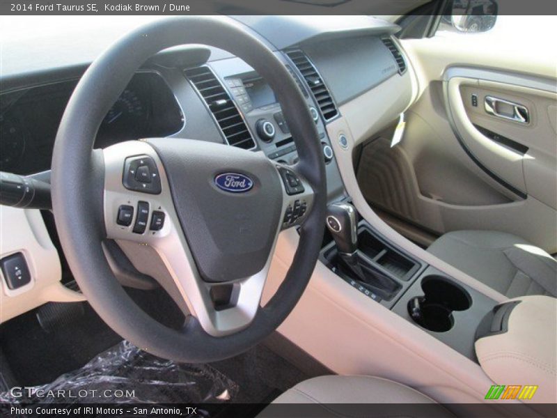 Kodiak Brown / Dune 2014 Ford Taurus SE