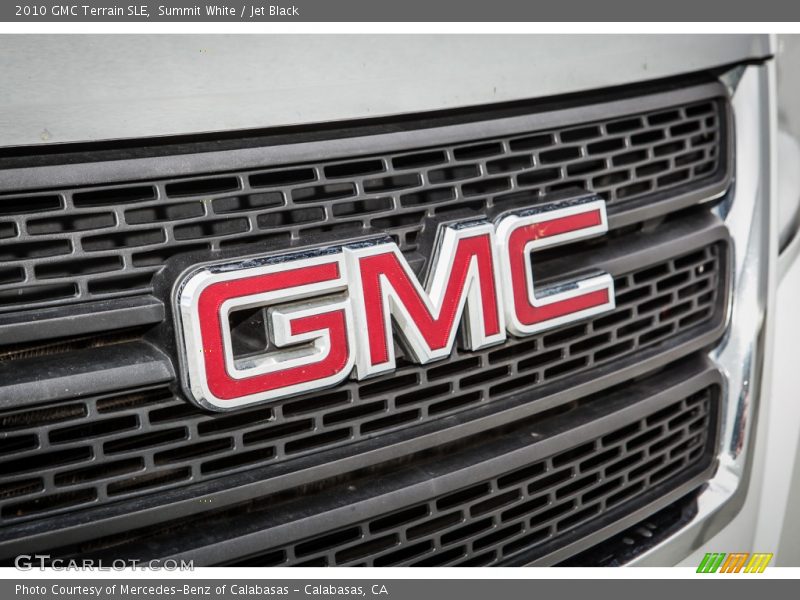 Summit White / Jet Black 2010 GMC Terrain SLE