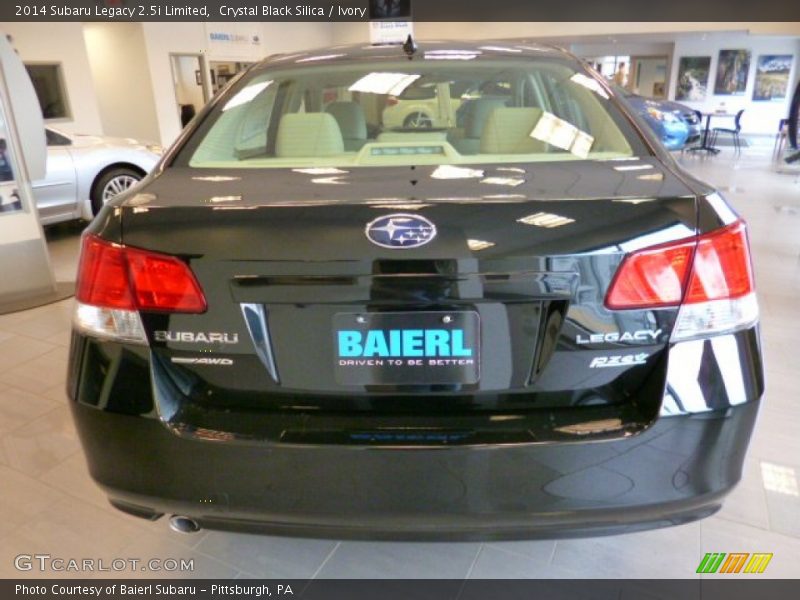 Crystal Black Silica / Ivory 2014 Subaru Legacy 2.5i Limited