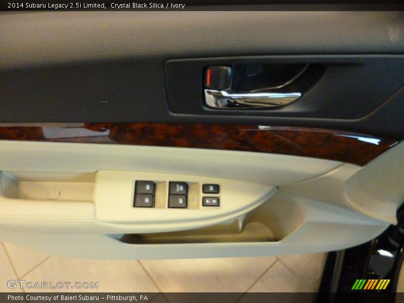 Crystal Black Silica / Ivory 2014 Subaru Legacy 2.5i Limited