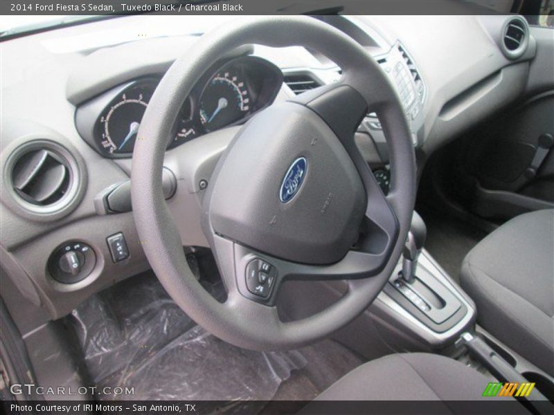 Tuxedo Black / Charcoal Black 2014 Ford Fiesta S Sedan