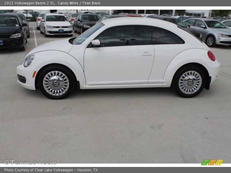Candy White / Titan Black 2013 Volkswagen Beetle 2.5L