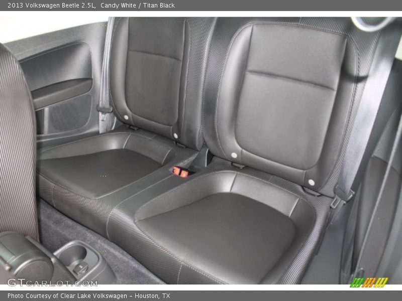 Candy White / Titan Black 2013 Volkswagen Beetle 2.5L