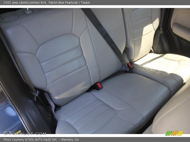 Patriot Blue Pearlcoat / Taupe 2002 Jeep Liberty Limited 4x4