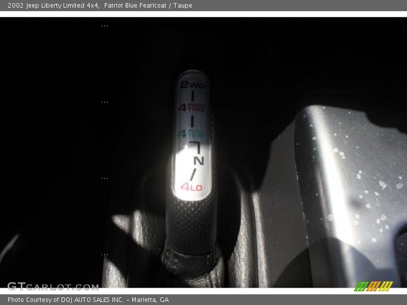 Patriot Blue Pearlcoat / Taupe 2002 Jeep Liberty Limited 4x4