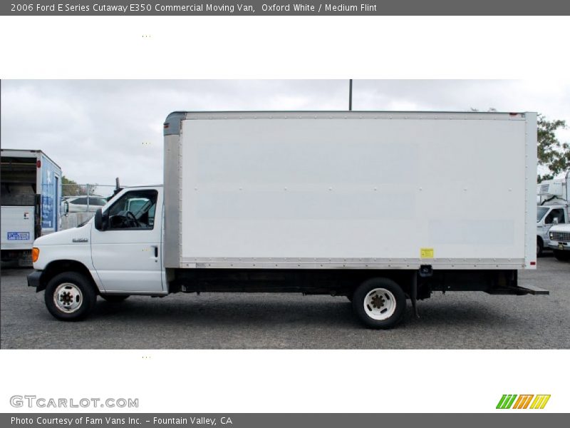 Oxford White / Medium Flint 2006 Ford E Series Cutaway E350 Commercial Moving Van