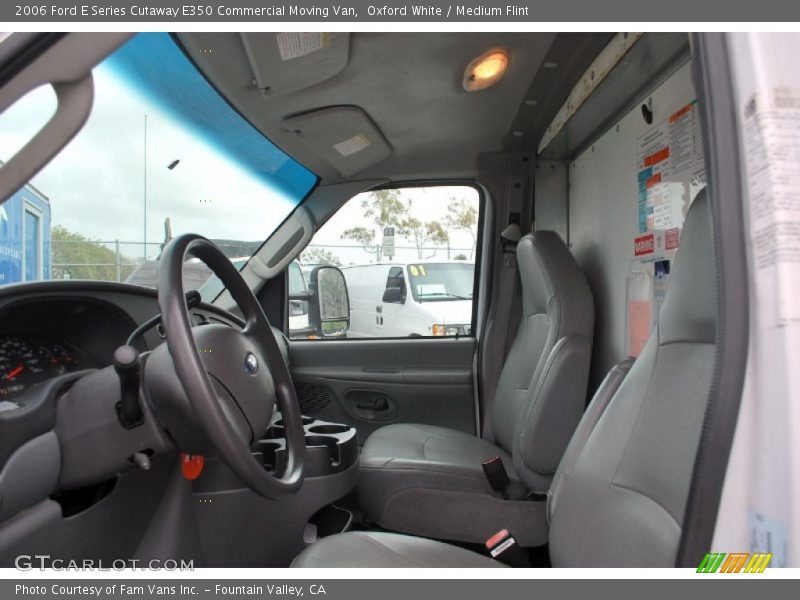 Oxford White / Medium Flint 2006 Ford E Series Cutaway E350 Commercial Moving Van