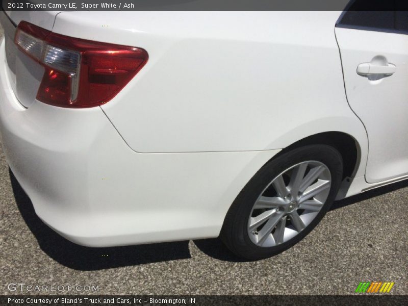 Super White / Ash 2012 Toyota Camry LE