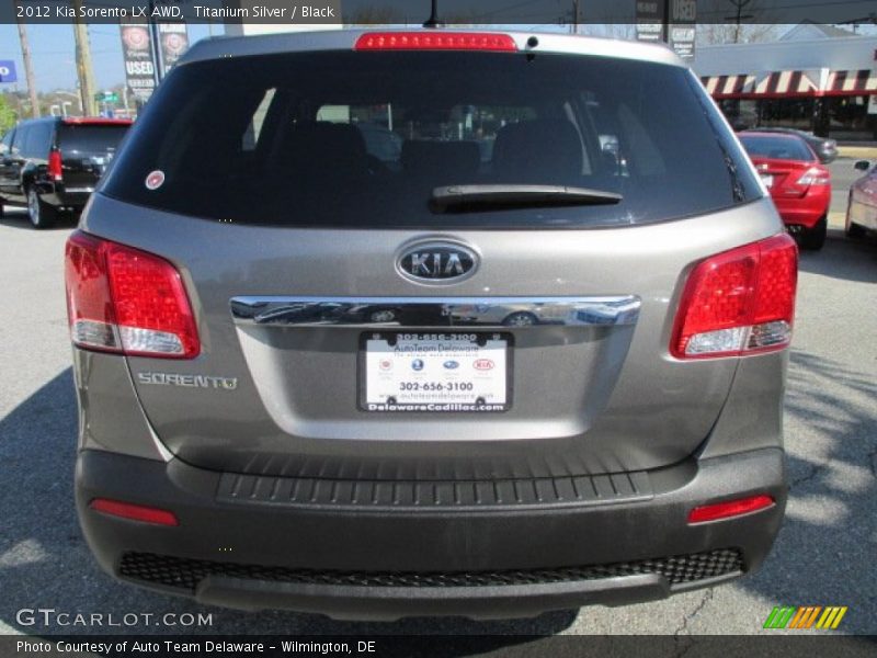 Titanium Silver / Black 2012 Kia Sorento LX AWD