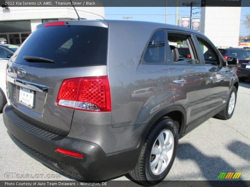 Titanium Silver / Black 2012 Kia Sorento LX AWD