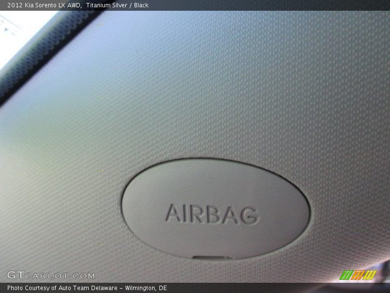 Titanium Silver / Black 2012 Kia Sorento LX AWD