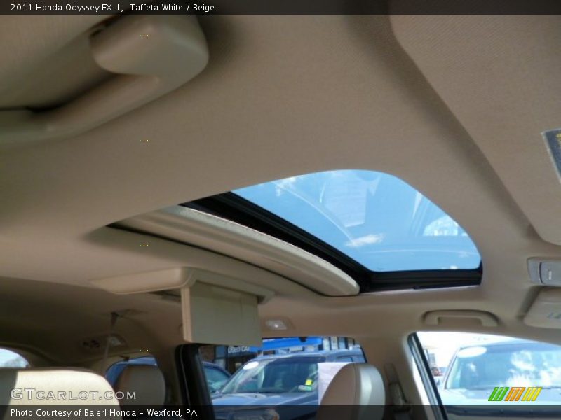 Taffeta White / Beige 2011 Honda Odyssey EX-L