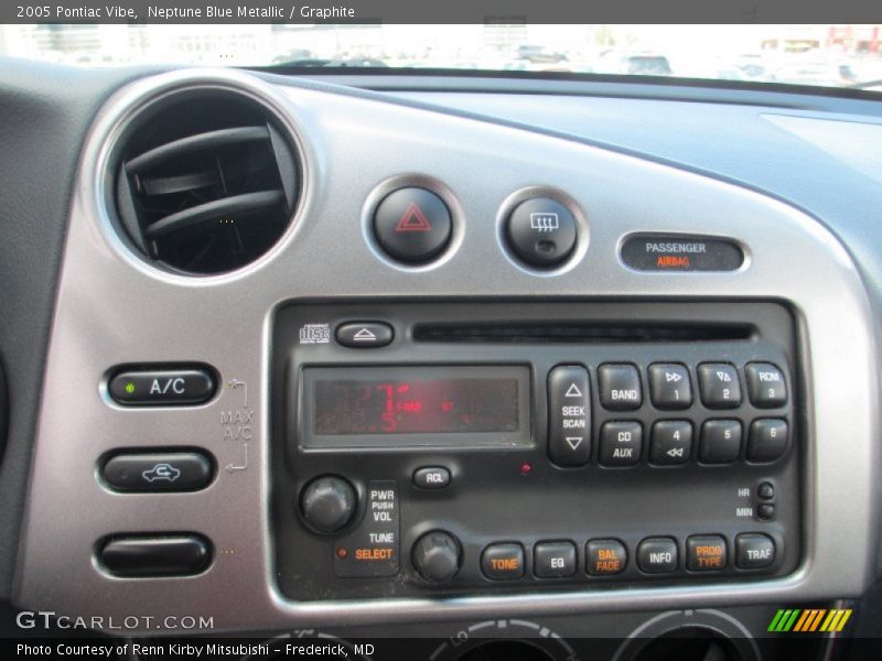 Neptune Blue Metallic / Graphite 2005 Pontiac Vibe