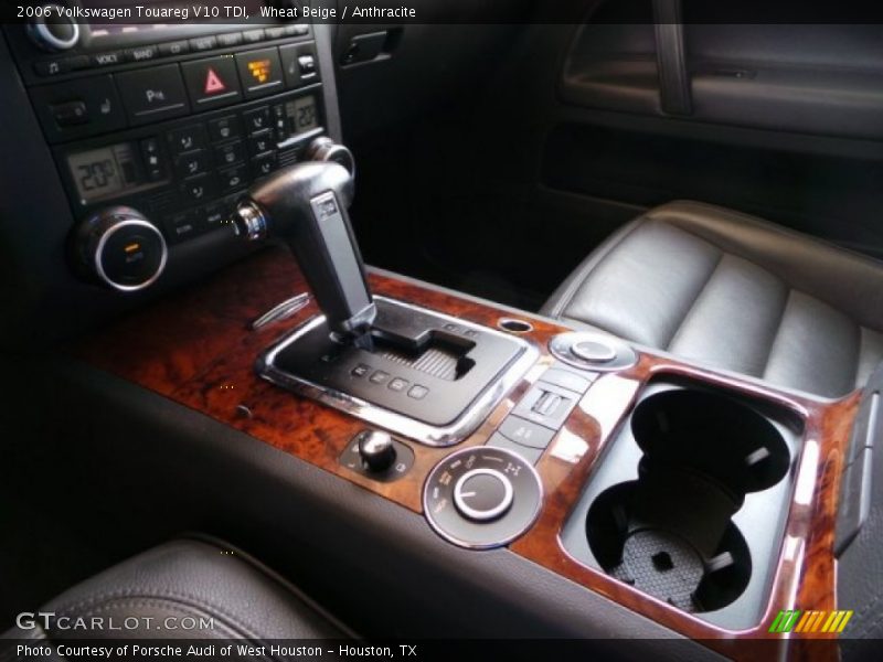 Wheat Beige / Anthracite 2006 Volkswagen Touareg V10 TDI