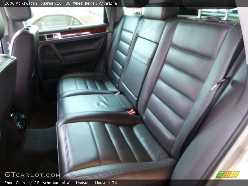 Wheat Beige / Anthracite 2006 Volkswagen Touareg V10 TDI