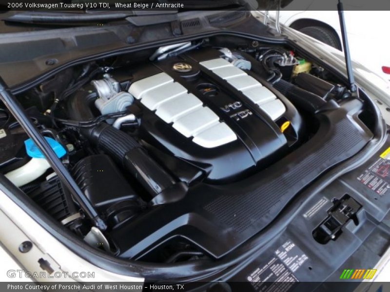Wheat Beige / Anthracite 2006 Volkswagen Touareg V10 TDI