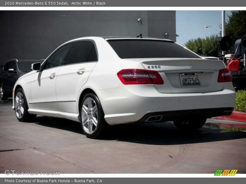 Arctic White / Black 2010 Mercedes-Benz E 550 Sedan