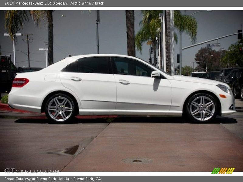 Arctic White / Black 2010 Mercedes-Benz E 550 Sedan