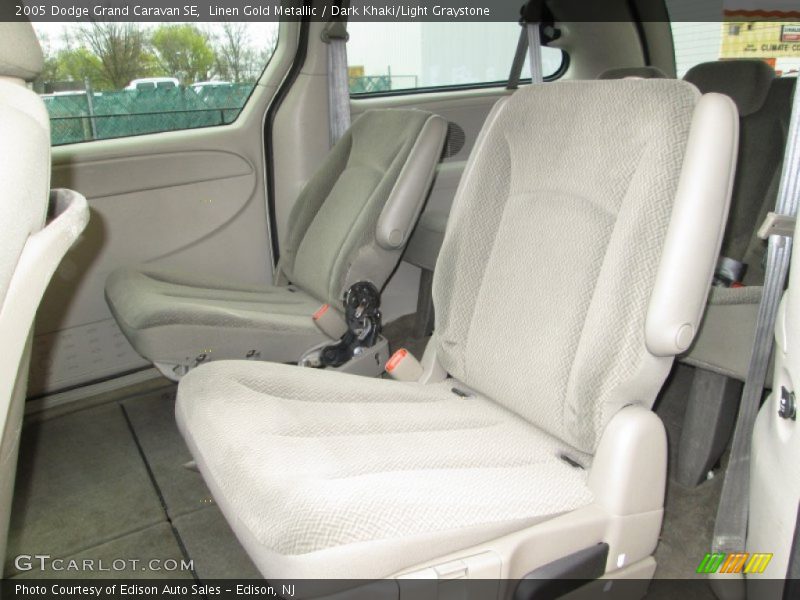 Linen Gold Metallic / Dark Khaki/Light Graystone 2005 Dodge Grand Caravan SE
