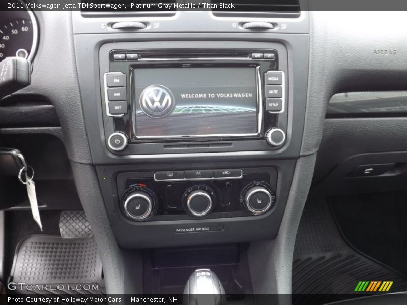 Platinum Gray Metallic / Titan Black 2011 Volkswagen Jetta TDI SportWagen