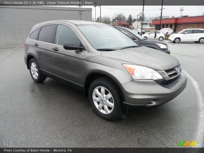 Urban Titanium Metallic / Black 2011 Honda CR-V SE 4WD