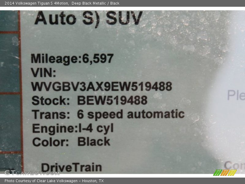 Deep Black Metallic / Black 2014 Volkswagen Tiguan S 4Motion