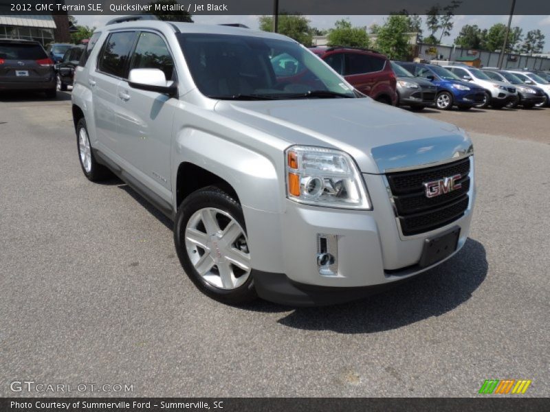 Front 3/4 View of 2012 Terrain SLE