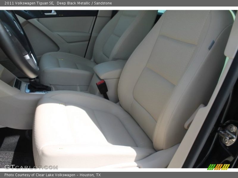 Deep Black Metallic / Sandstone 2011 Volkswagen Tiguan SE