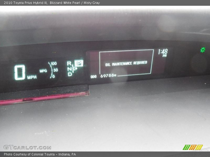 Blizzard White Pearl / Misty Gray 2010 Toyota Prius Hybrid III