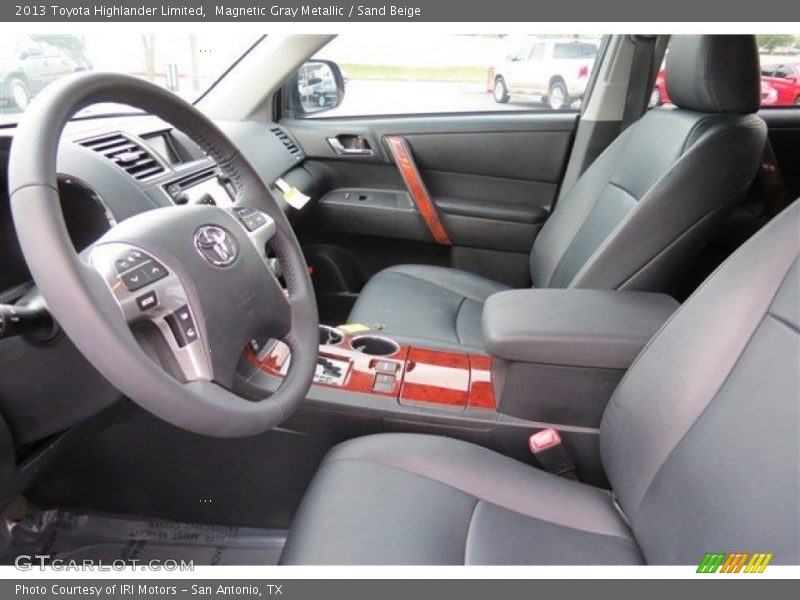 Magnetic Gray Metallic / Sand Beige 2013 Toyota Highlander Limited