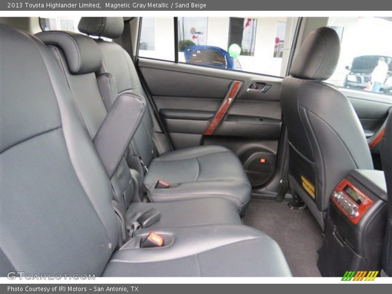 Magnetic Gray Metallic / Sand Beige 2013 Toyota Highlander Limited