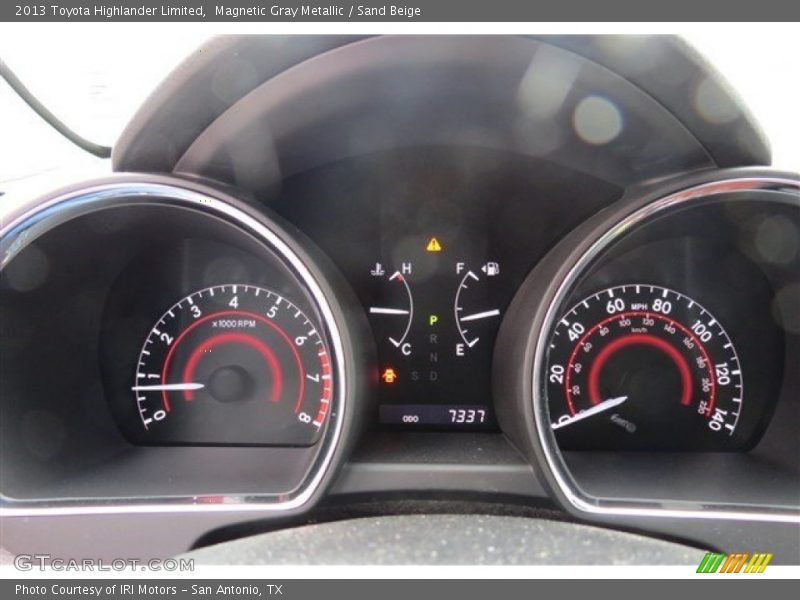 Magnetic Gray Metallic / Sand Beige 2013 Toyota Highlander Limited