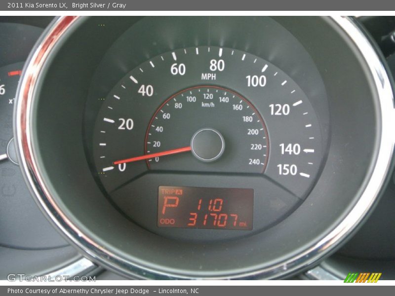 Bright Silver / Gray 2011 Kia Sorento LX