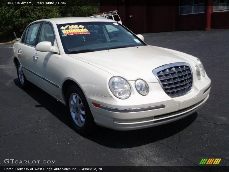 Pearl White / Gray 2004 Kia Amanti