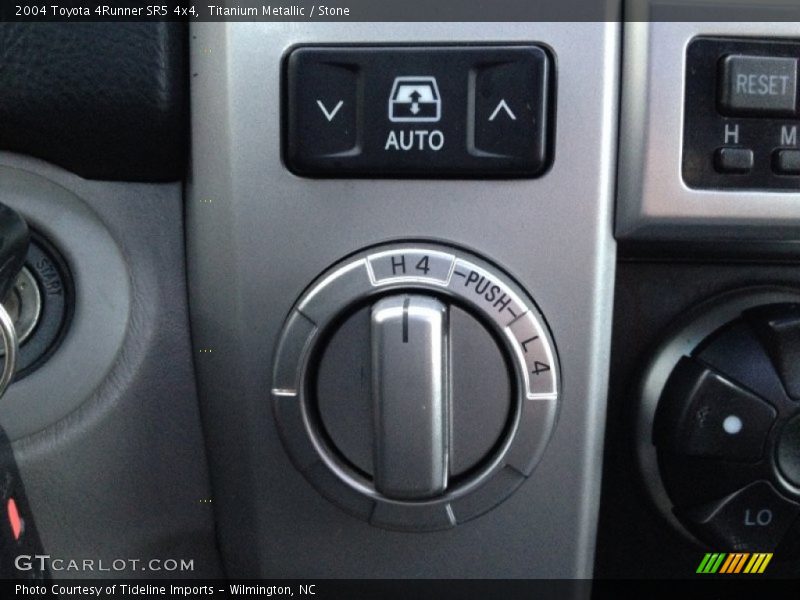 Titanium Metallic / Stone 2004 Toyota 4Runner SR5 4x4