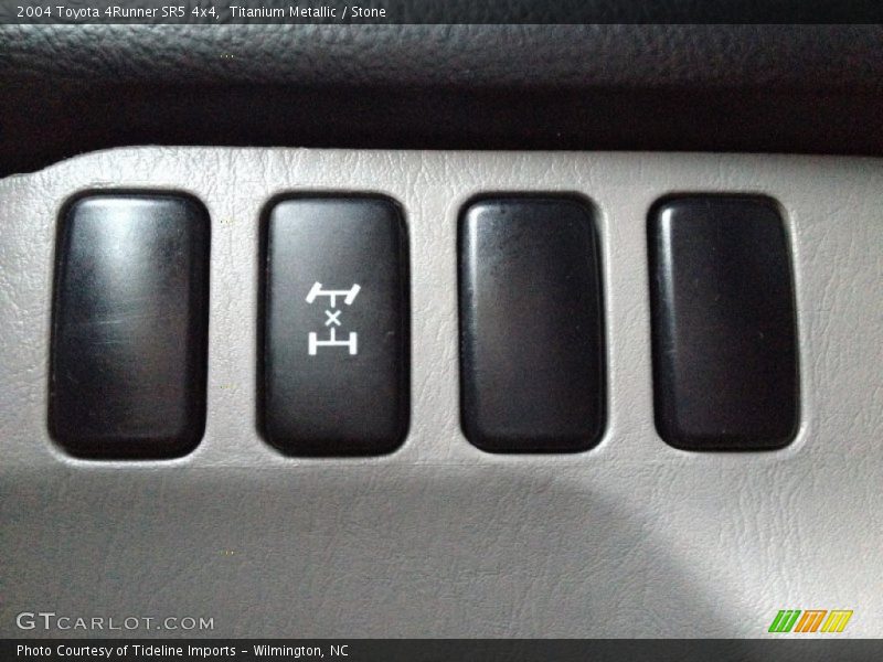 Titanium Metallic / Stone 2004 Toyota 4Runner SR5 4x4