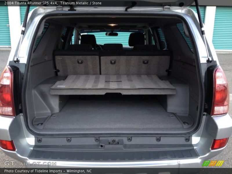 Titanium Metallic / Stone 2004 Toyota 4Runner SR5 4x4