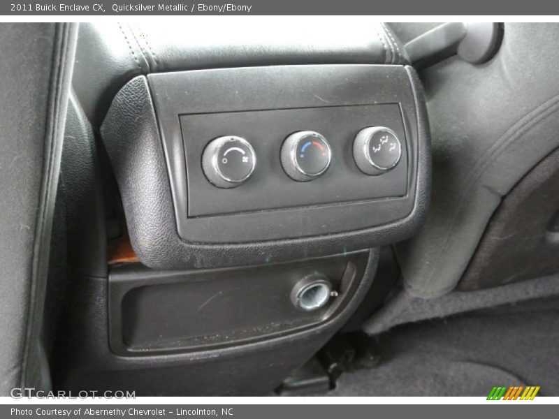 Quicksilver Metallic / Ebony/Ebony 2011 Buick Enclave CX