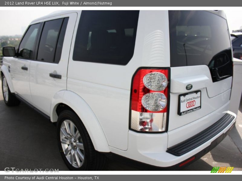 Fuji White / Almond/Nutmeg 2012 Land Rover LR4 HSE LUX