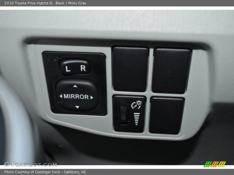 Black / Misty Gray 2010 Toyota Prius Hybrid III