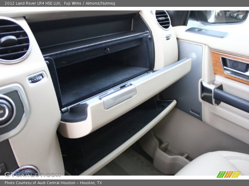 Fuji White / Almond/Nutmeg 2012 Land Rover LR4 HSE LUX