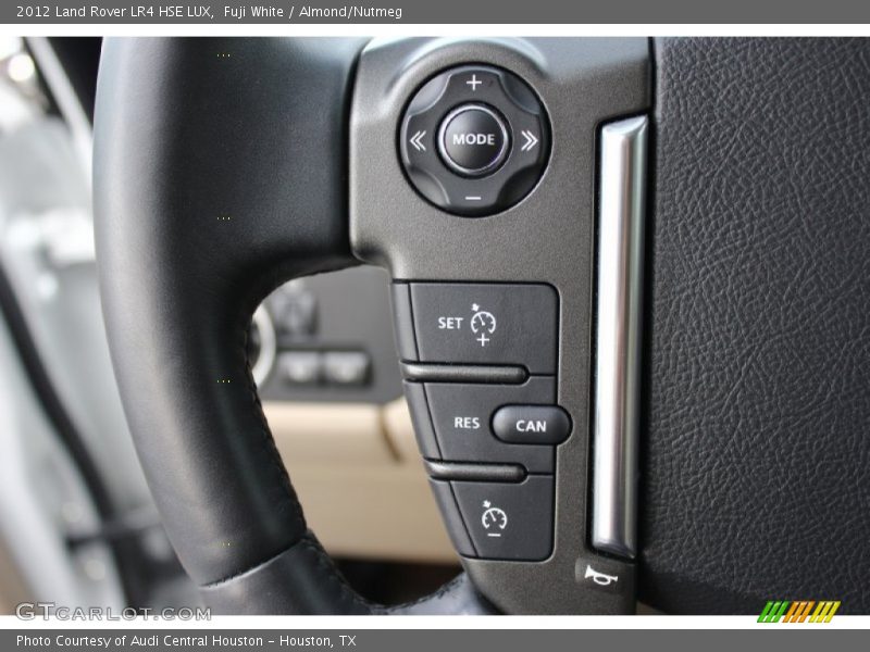 Fuji White / Almond/Nutmeg 2012 Land Rover LR4 HSE LUX