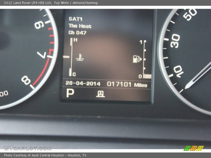 Fuji White / Almond/Nutmeg 2012 Land Rover LR4 HSE LUX