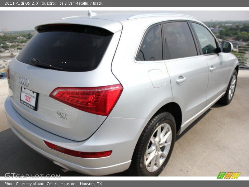 Ice Silver Metallic / Black 2011 Audi Q5 2.0T quattro