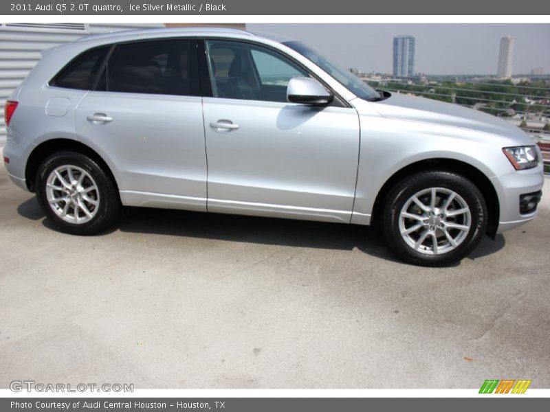 Ice Silver Metallic / Black 2011 Audi Q5 2.0T quattro