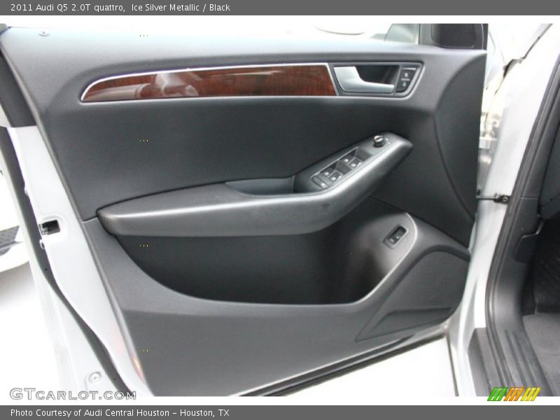 Ice Silver Metallic / Black 2011 Audi Q5 2.0T quattro