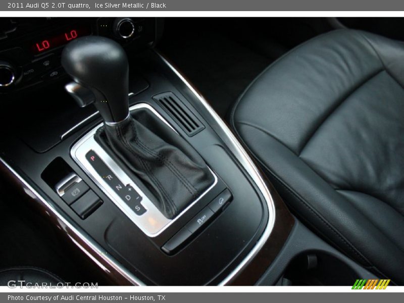 Ice Silver Metallic / Black 2011 Audi Q5 2.0T quattro